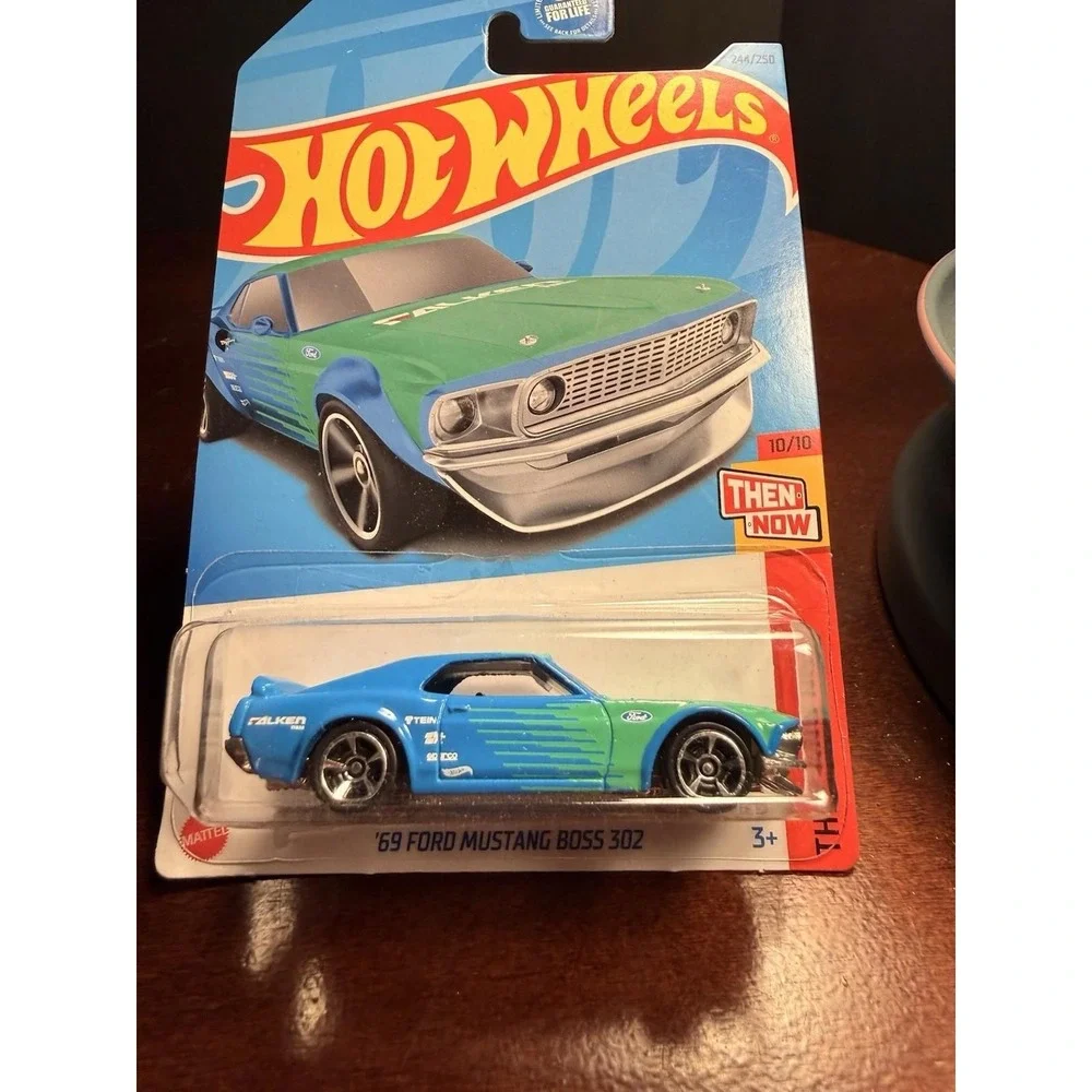 Hot Wheels '69 FORD MUSTANG Boss 302 Then And Now Falken Blue